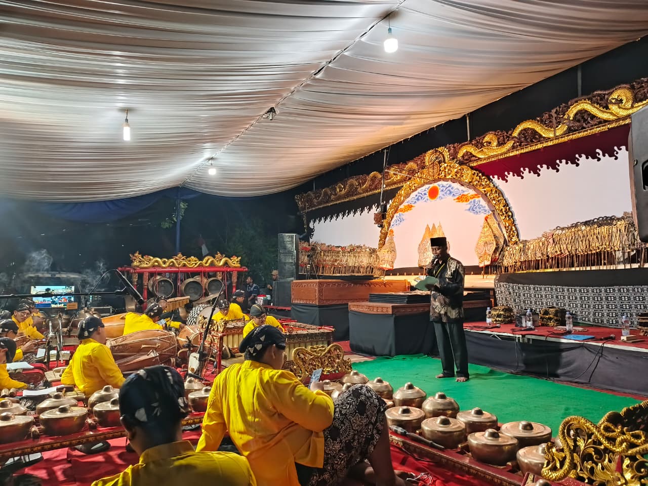 Kegiatan Masyarakat Bergas Lor